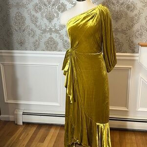 One shouldered Velvet dress